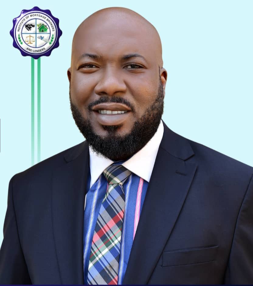 Dr. Adeleye Jasper Bags Chronicles’ Leadership Award