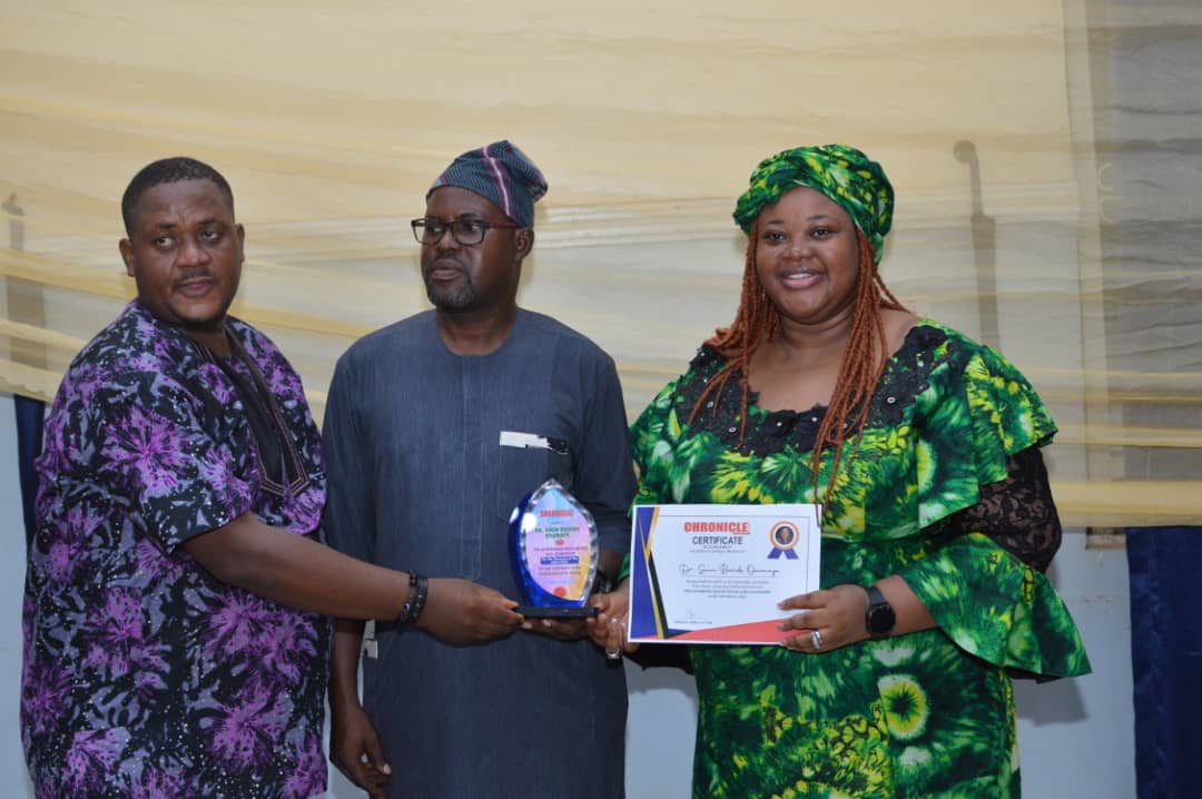 Dr Ṣeun Bosede Osamaye Bags Philanthropic Recognition And Leadership Award