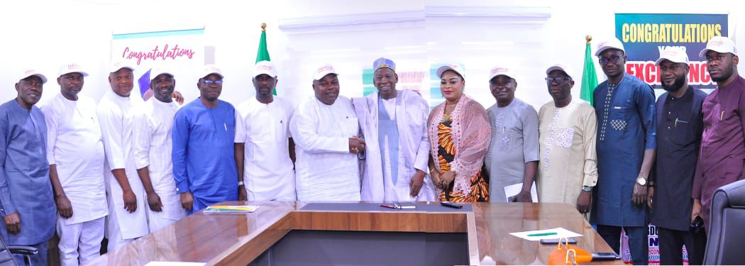ONDO SPEAKER LEADS 14 APC CAUCUS MEMBERS ON COURTESY VISIT TO GANDUJE, RALLIES SUPPORT FOR AIYEDATIWA’S GOVERNORSHIP ASPIRATION