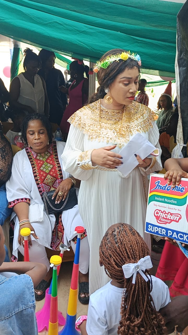 Christmas: Abena’s Wife Celebrates With Children in Akure