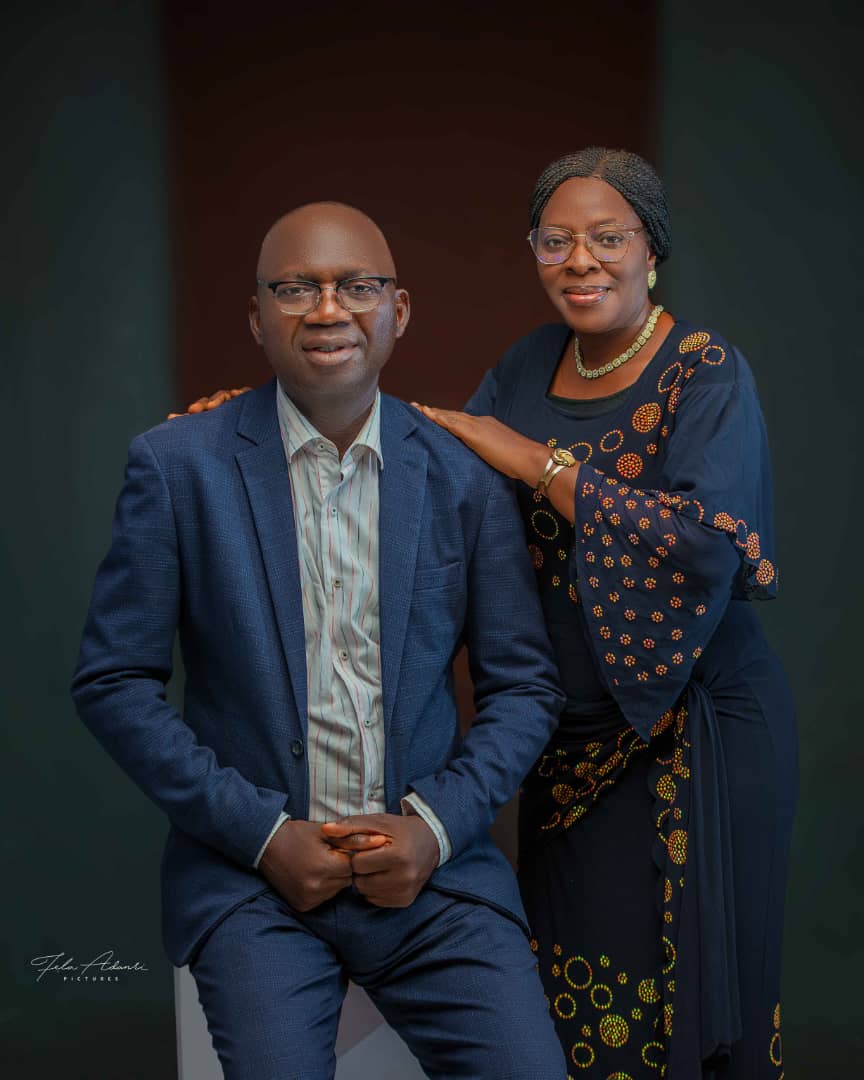 Pastor Dr. and Mrs. Lolade Oki to Receive Education Champion and Outstanding Couple Award