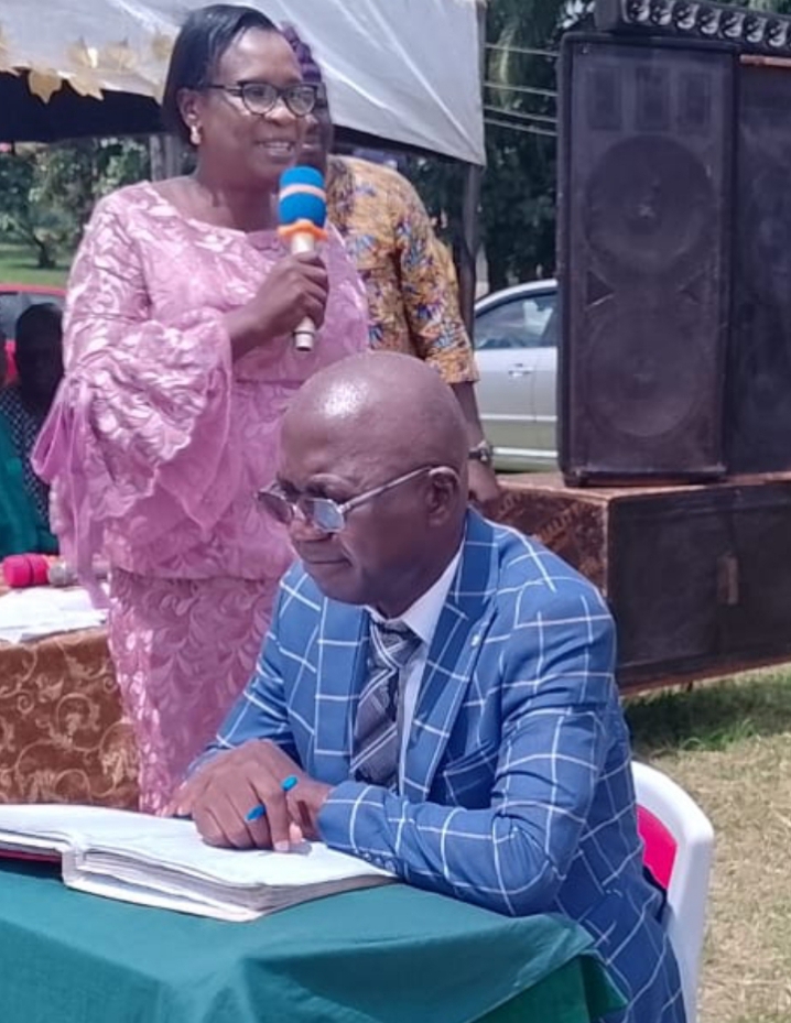 Encomium As Dr Lolade Oki Bows Out of Civil Service