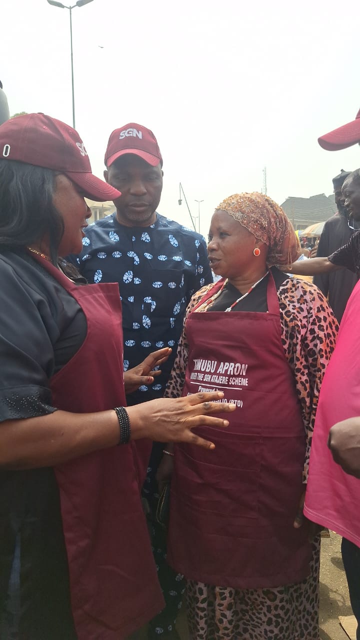 Ikare Akoko: Hon. Dayo Awude Leads SGN for Distribution of TINUBU Aprons to Over 1,000 Market Women