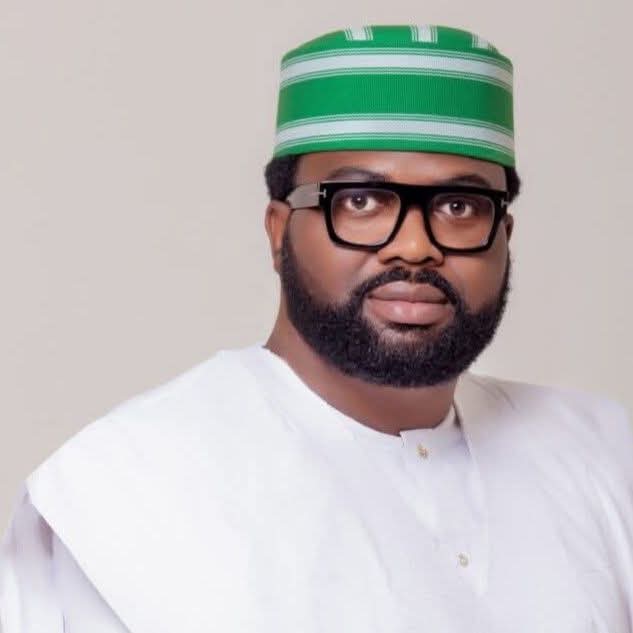 Primaries: Reps. Spokesman Rotimi Defeats Oyebanji’s Candidate, Daramola To Secure APC Ticket For 2027 Poll Primaries: Reps. Spokesman Rotimi Defeats Oyebanji’s Candidate, Daramola To Secure APC Ticket For 2027 Poll